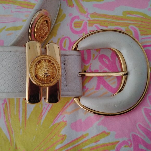 ❤️Vintage Womens ST MAARTEN DALLAS Off White Reptile and Medusa Head Belt SZ 28 main image 5
